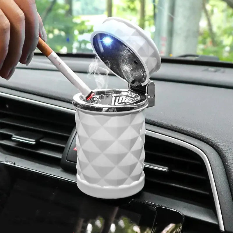 Diamond Cut LED Car Ashtray with High-Temp Resistance